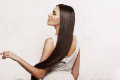 Hair Care Tips | केसांना निरोगी ठेवण्यासाठी करा दह्यासोबत 'या' गोष्टींचा उपयोग